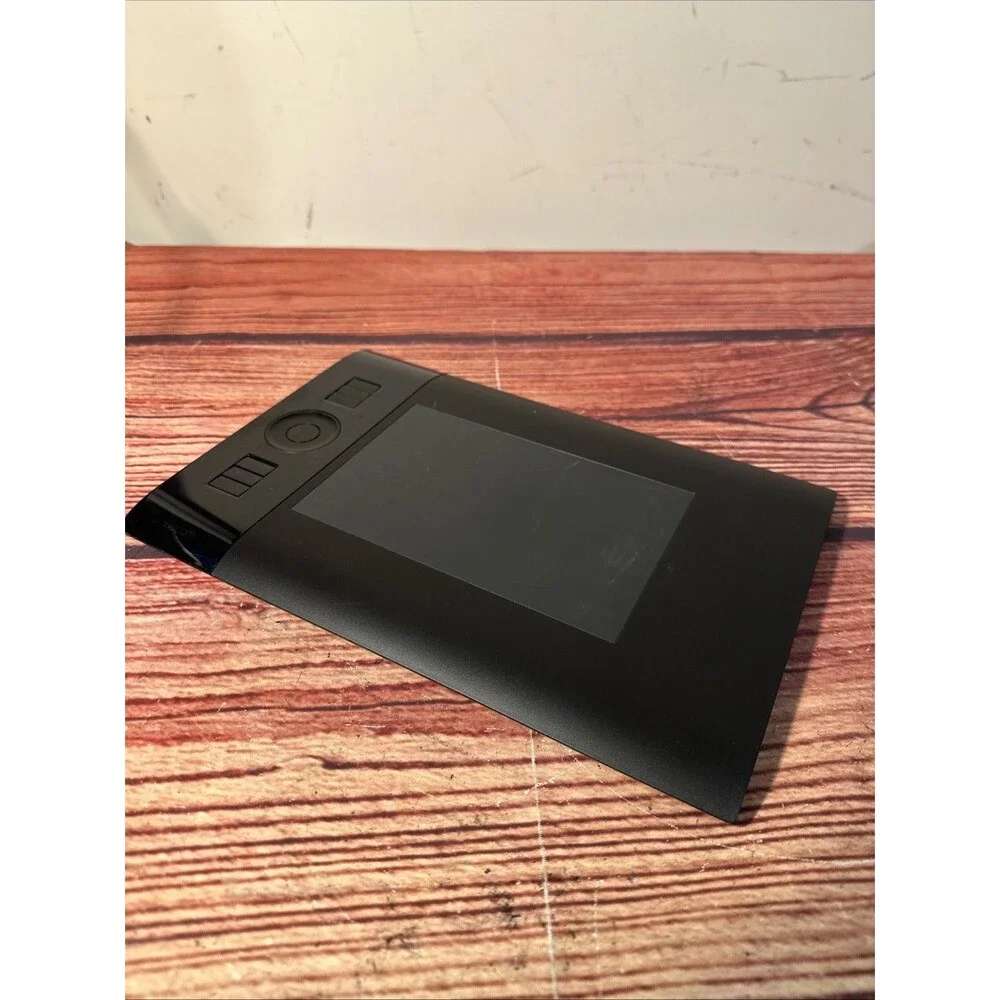 Wacom Intuos 4 Medium PTK- 440 Tablet W/ Cord ONLY - WORKING